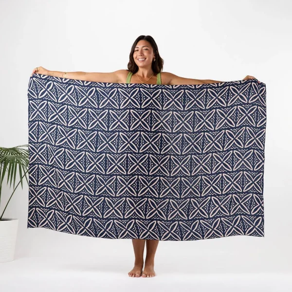Hapa Pareo | Pasifika